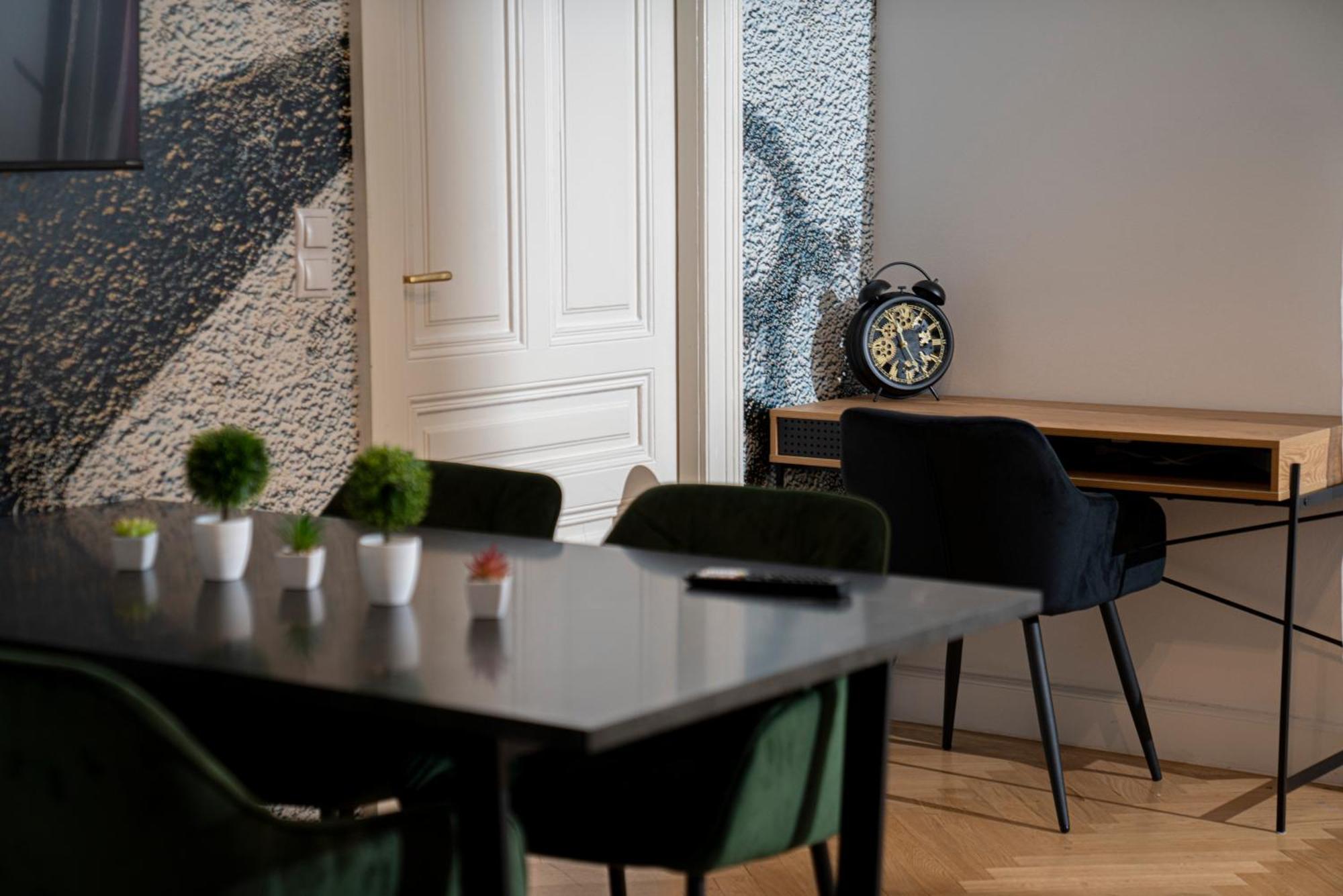 Central Stephansdom Apartment I Netflix I Self Check In Βιέννη Εξωτερικό φωτογραφία